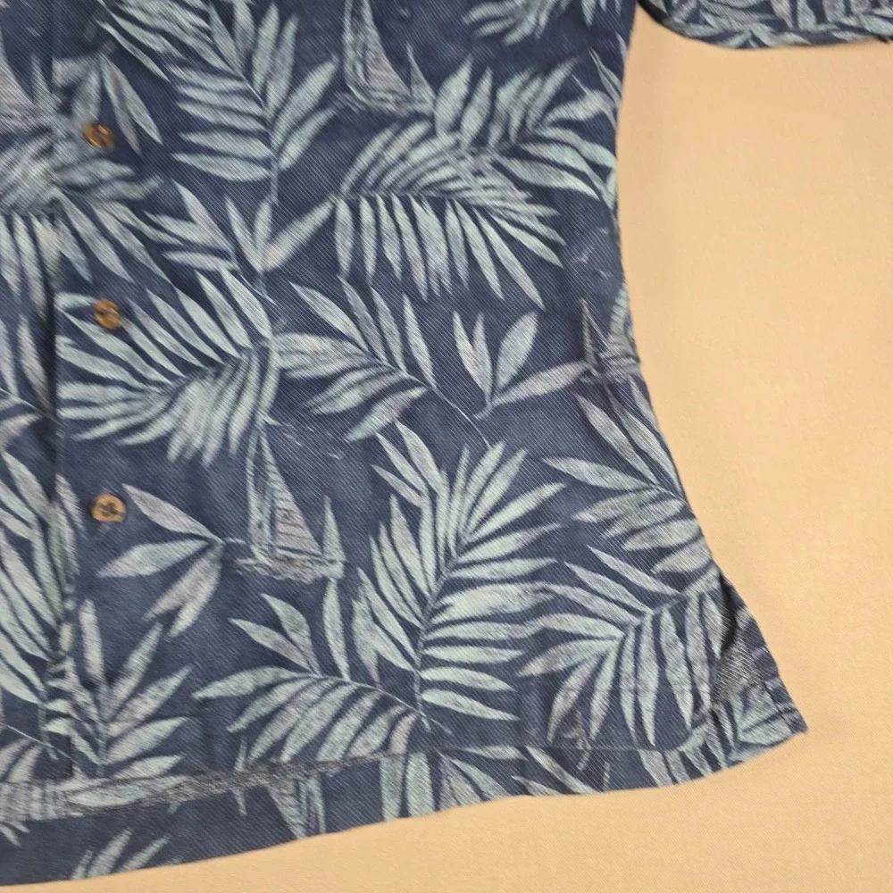 VTG Woolrich Men's M Shirt John Rich and Bros Camp Hawaiian Beach Vacation Blue